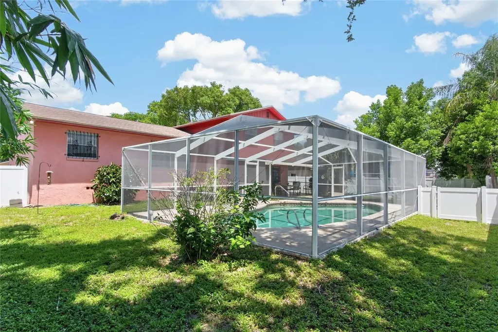 3101 Buttercup Street Seffner FL 33584