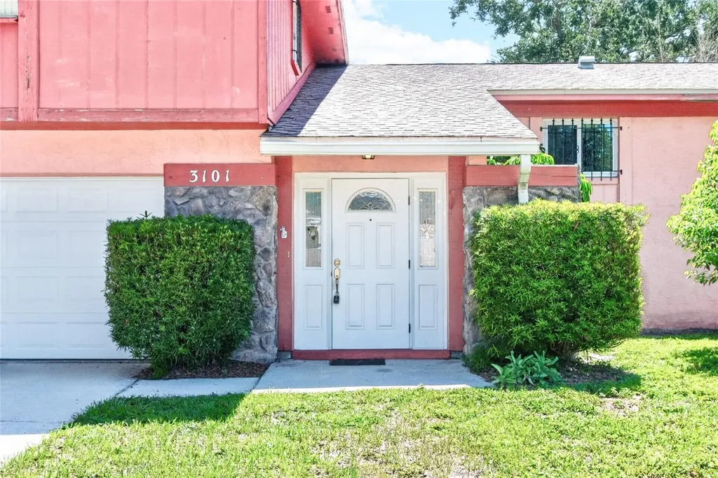 3101 Buttercup Street Seffner FL 33584