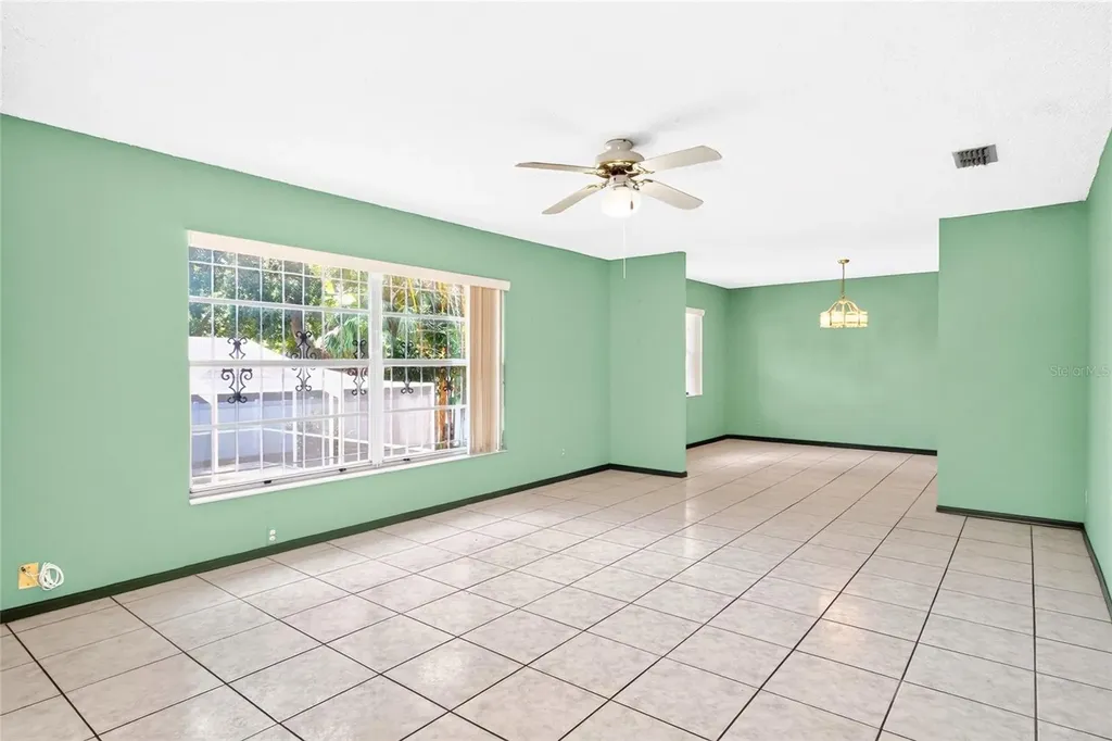 3101 Buttercup Street Seffner FL 33584