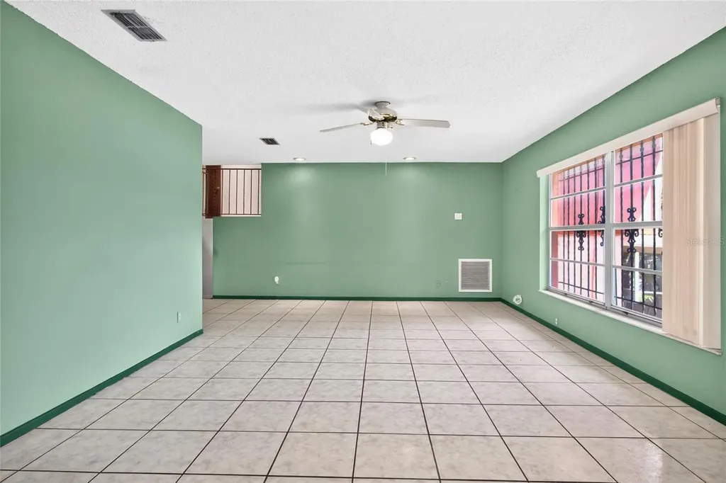 3101 Buttercup Street Seffner FL 33584