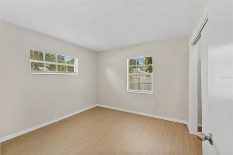 125 N Rhodes Street Mount Dora FL 32757