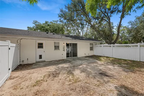 125 N Rhodes Street Mount Dora FL 32757