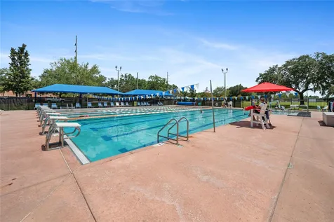 125 N Rhodes Street Mount Dora FL 32757