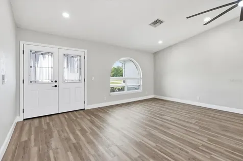 9642 Elgin Boulevard Spring Hill FL 34606