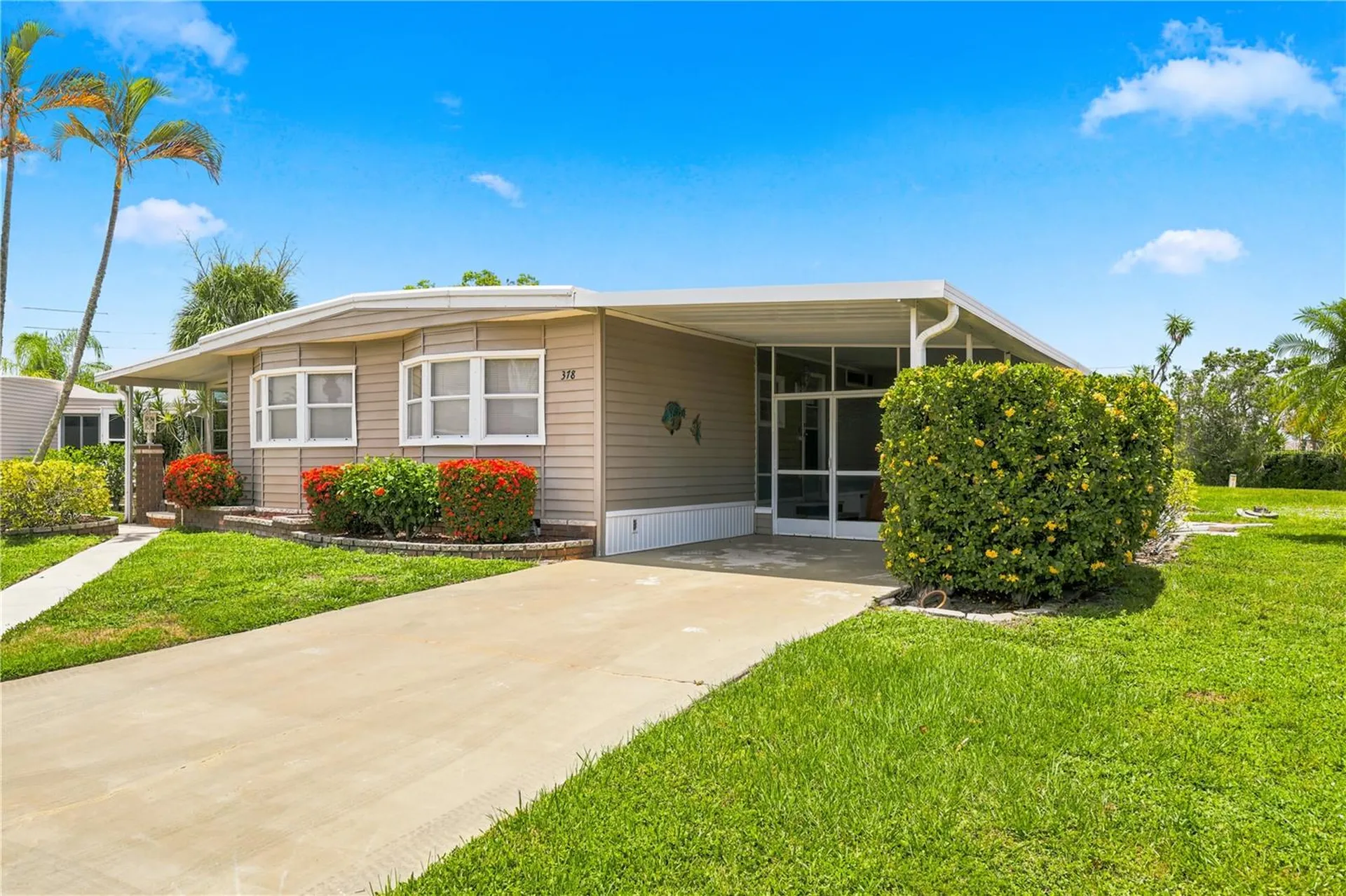 2100 Kings Highway Port Charlotte FL 33980