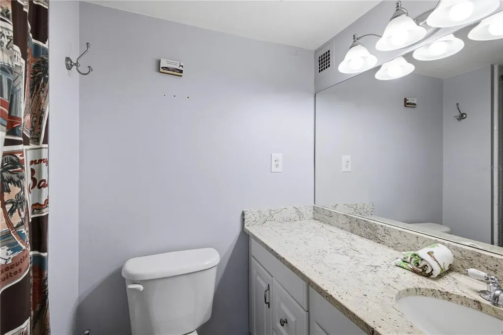 31 Island Way Clearwater FL 33767