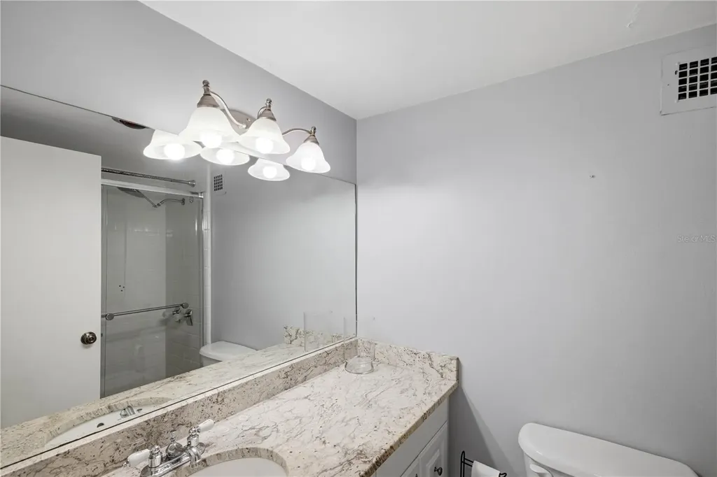 31 Island Way Clearwater FL 33767