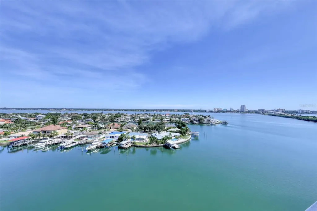 31 Island Way Clearwater FL 33767