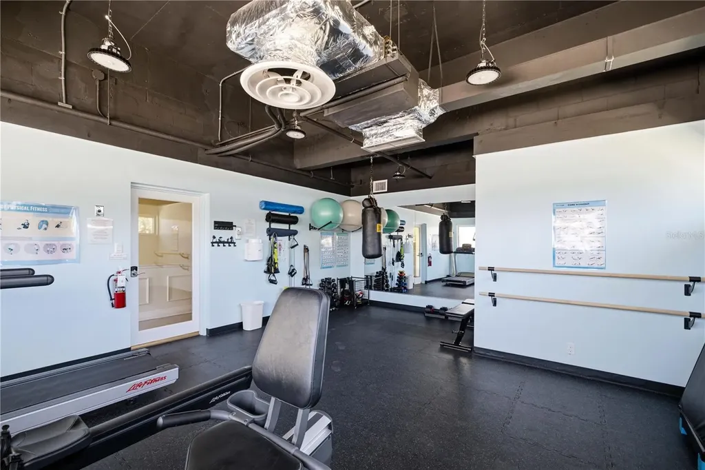 31 Island Way Clearwater FL 33767