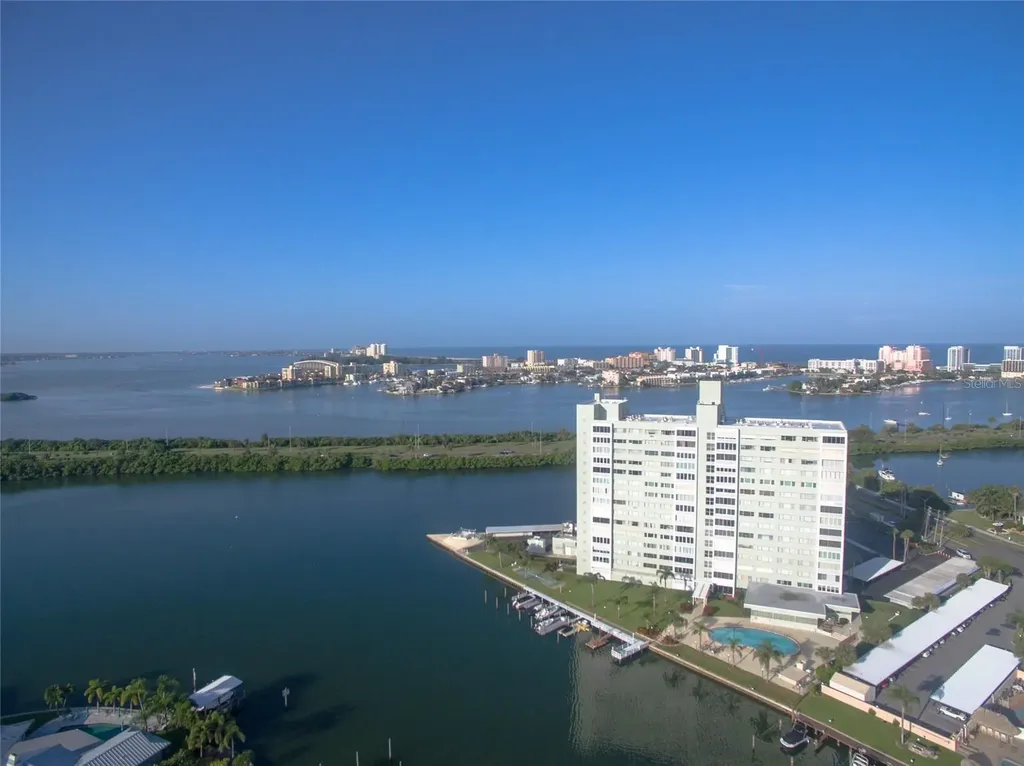 31 Island Way Clearwater FL 33767