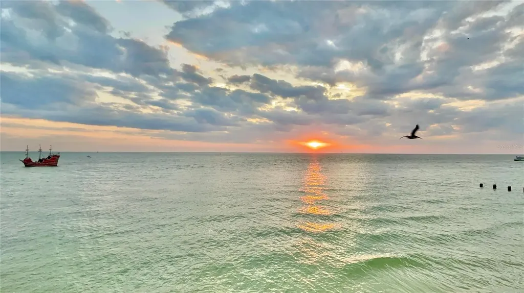31 Island Way Clearwater FL 33767