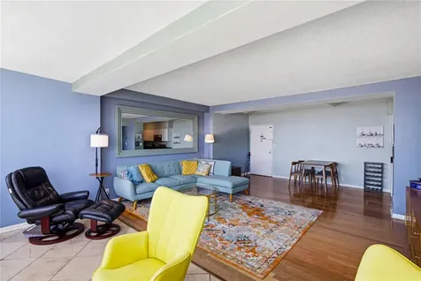 31 Island Way Clearwater FL 33767