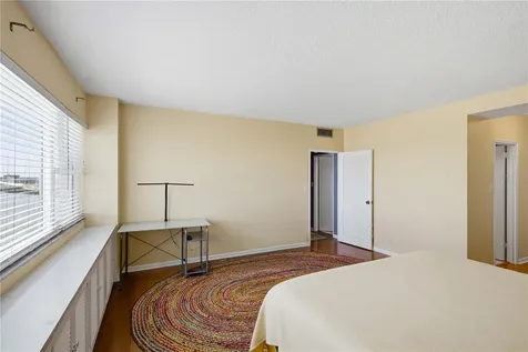 31 Island Way Clearwater FL 33767