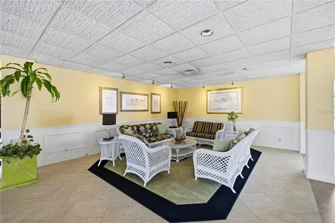 31 Island Way Clearwater FL 33767