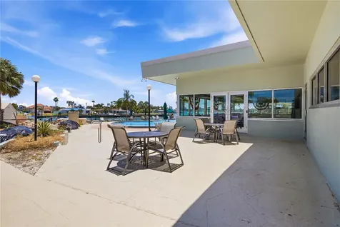 31 Island Way Clearwater FL 33767