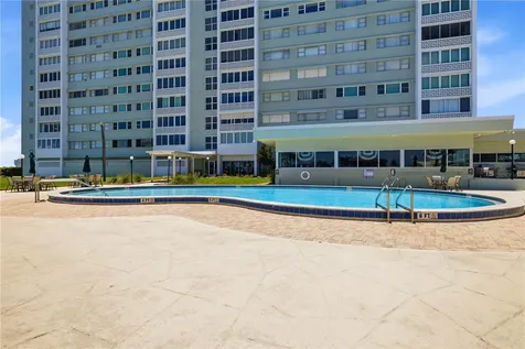 31 Island Way Clearwater FL 33767