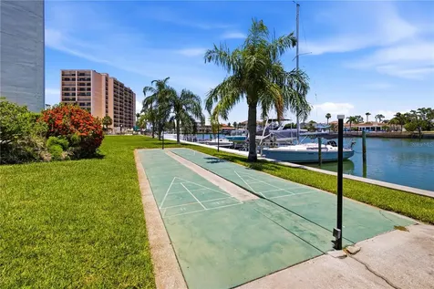 31 Island Way Clearwater FL 33767
