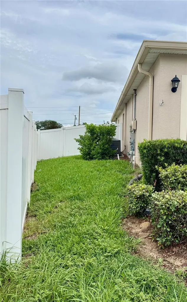 196 Tracy Court E Haines City FL 33844