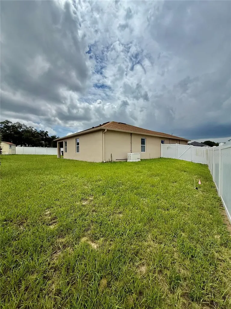 196 Tracy Court E Haines City FL 33844