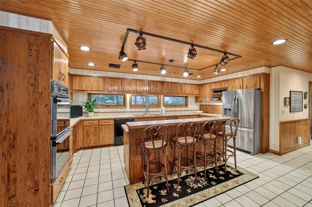 2411 SE 15th Street Ocala FL 34471
