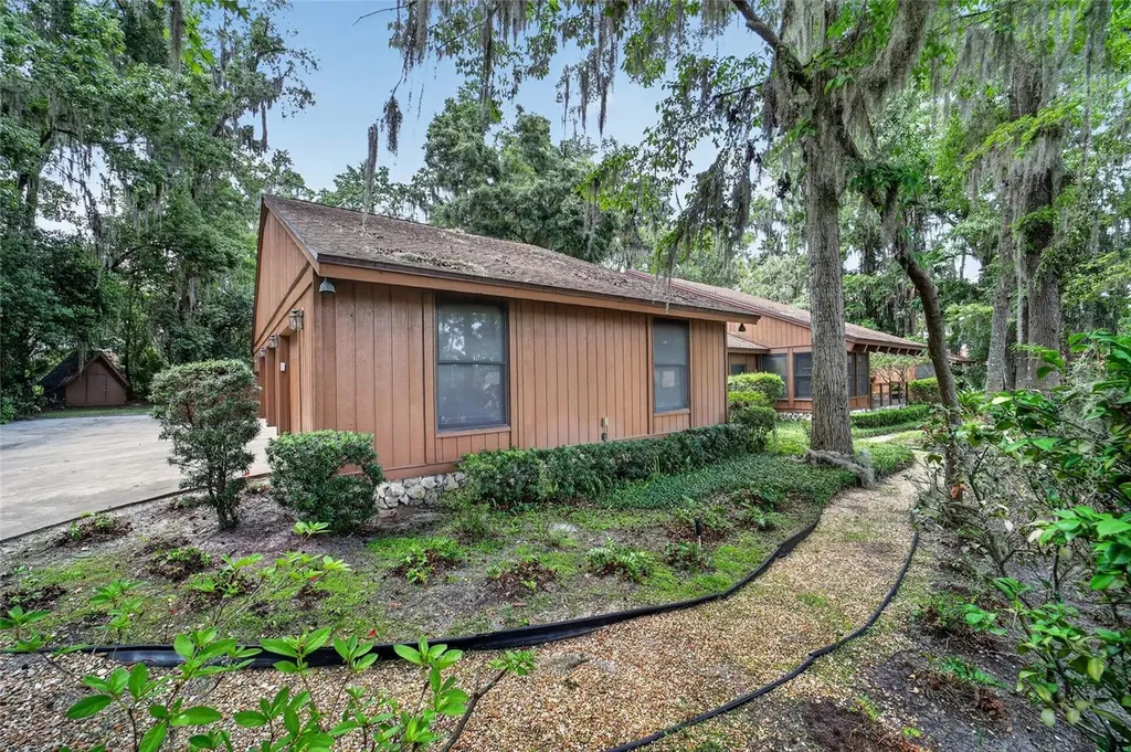 2411 SE 15th Street Ocala FL 34471