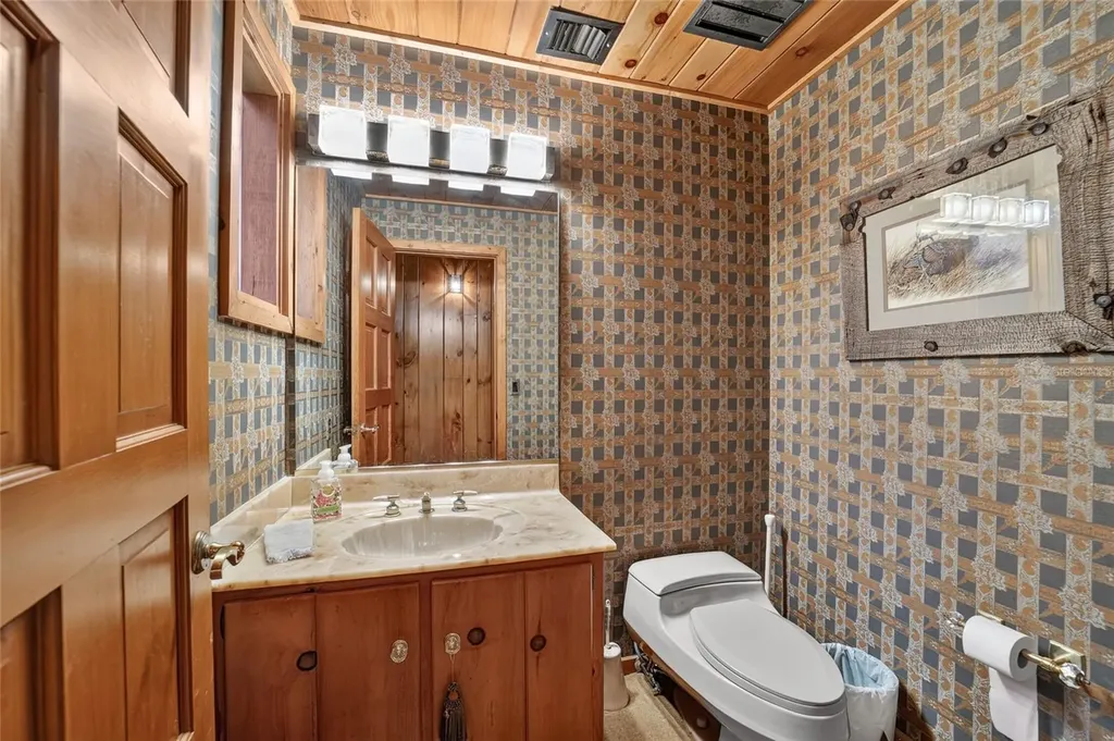 2411 SE 15th Street Ocala FL 34471