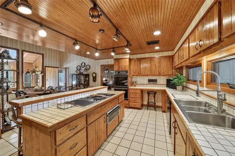 2411 SE 15th Street Ocala FL 34471