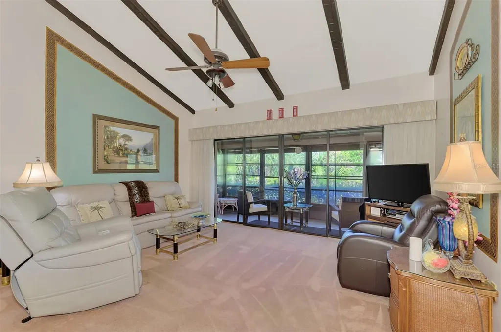 6698 Draw Lane Sarasota FL 34238