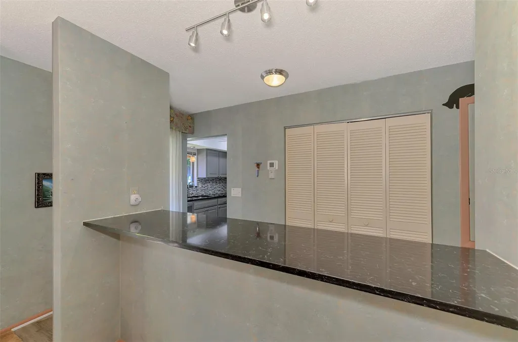 6698 Draw Lane Sarasota FL 34238