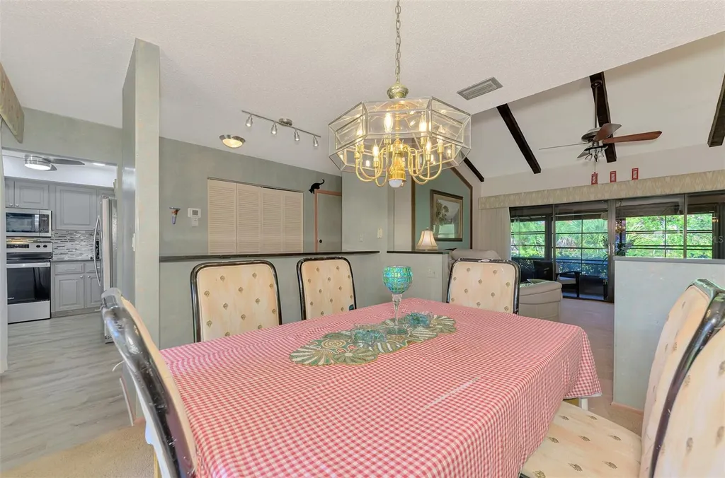 6698 Draw Lane Sarasota FL 34238