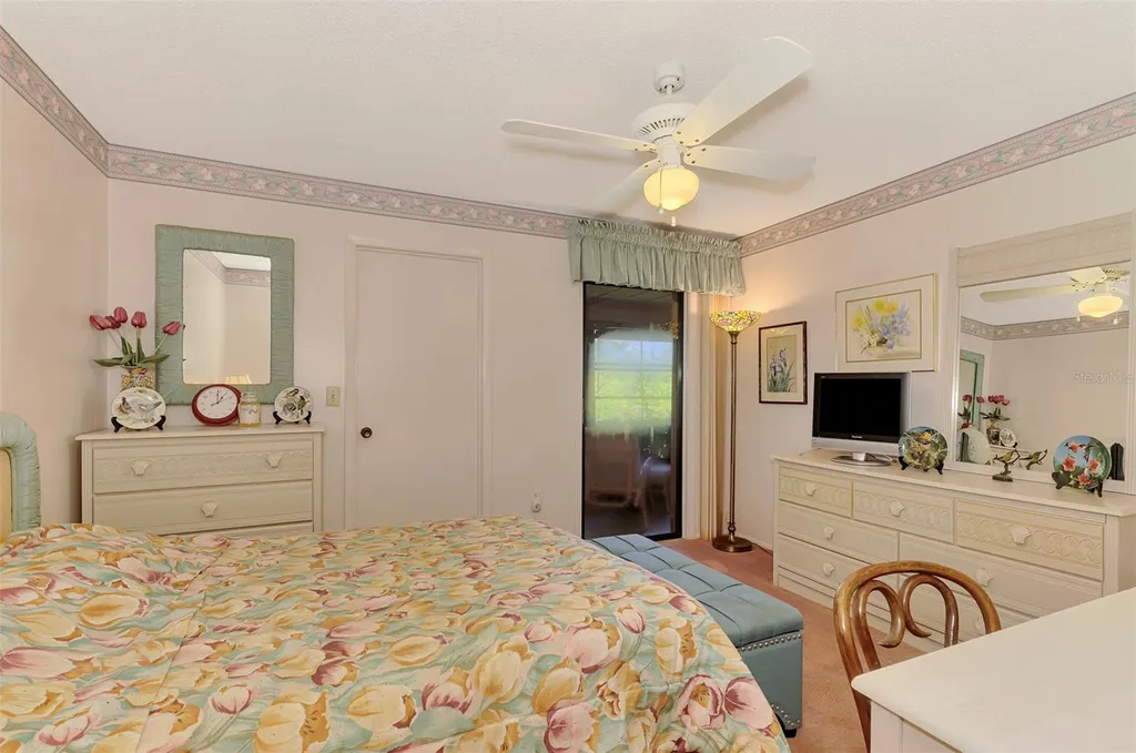 6698 Draw Lane Sarasota FL 34238