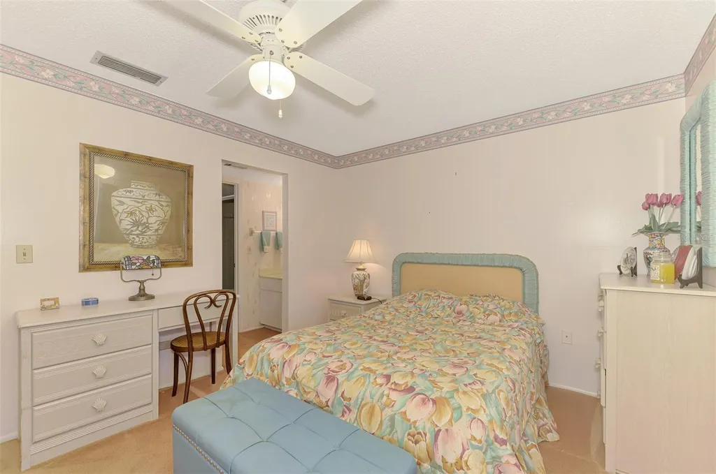 6698 Draw Lane Sarasota FL 34238
