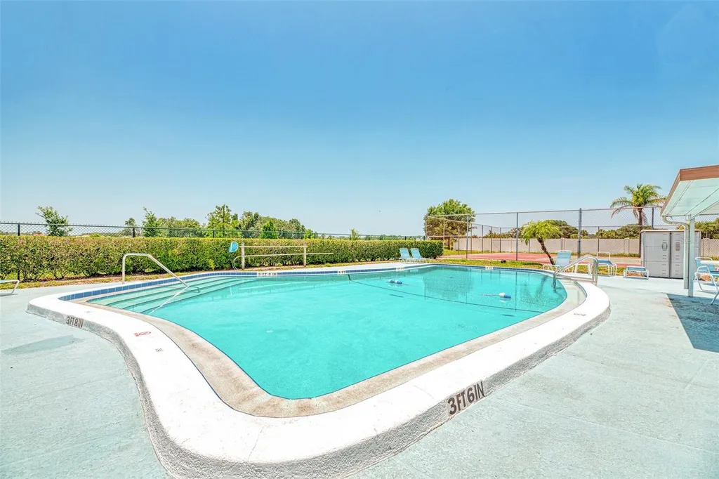 6698 Draw Lane Sarasota FL 34238