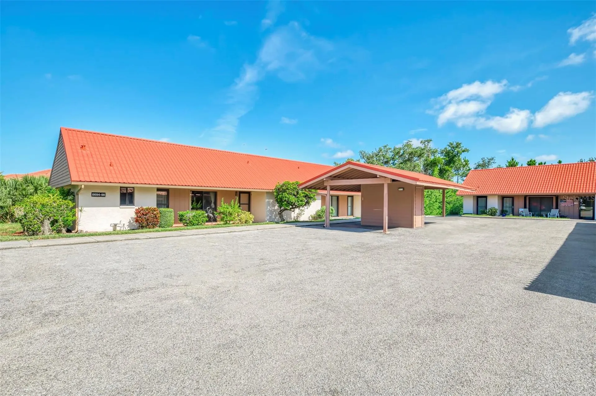 6698 Draw Lane Sarasota FL 34238