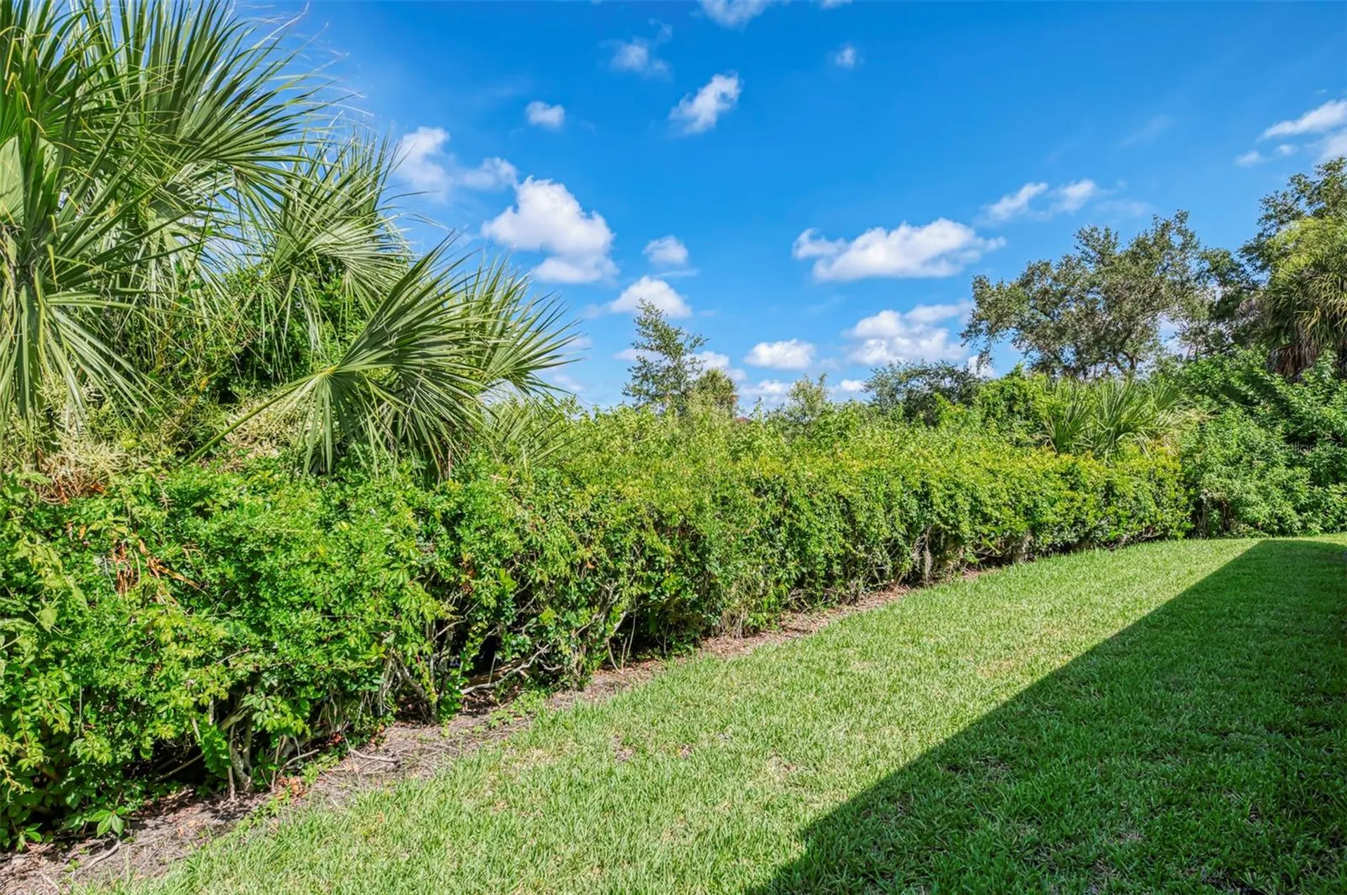 6698 Draw Lane Sarasota FL 34238