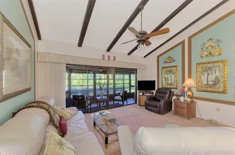 6698 Draw Lane Sarasota FL 34238
