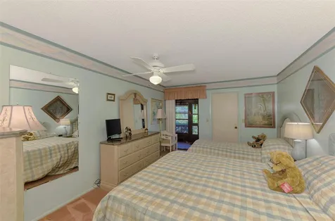 6698 Draw Lane Sarasota FL 34238