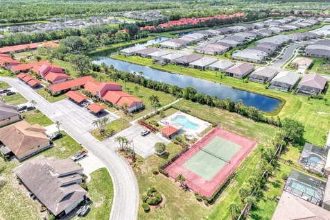 6698 Draw Lane Sarasota FL 34238