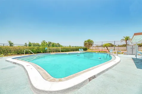 6698 Draw Lane Sarasota FL 34238