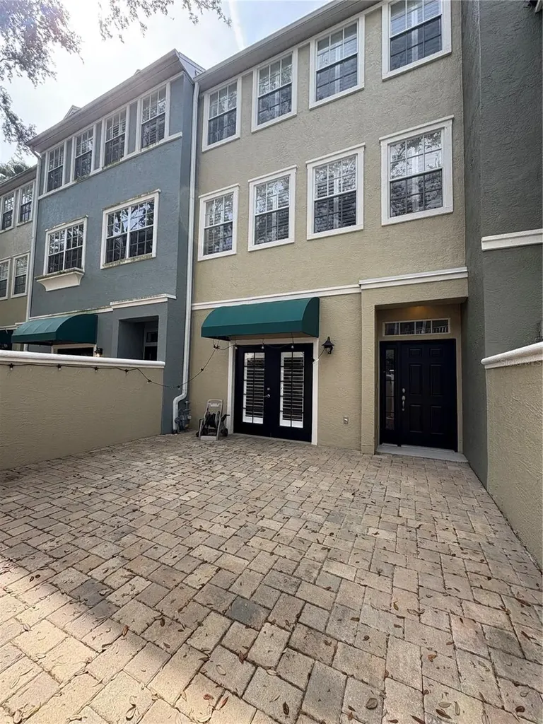 1407 Harbour Walk Road Tampa FL 33602