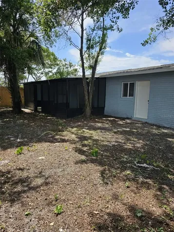 1216 Dickens Avenue Orlando FL 32809