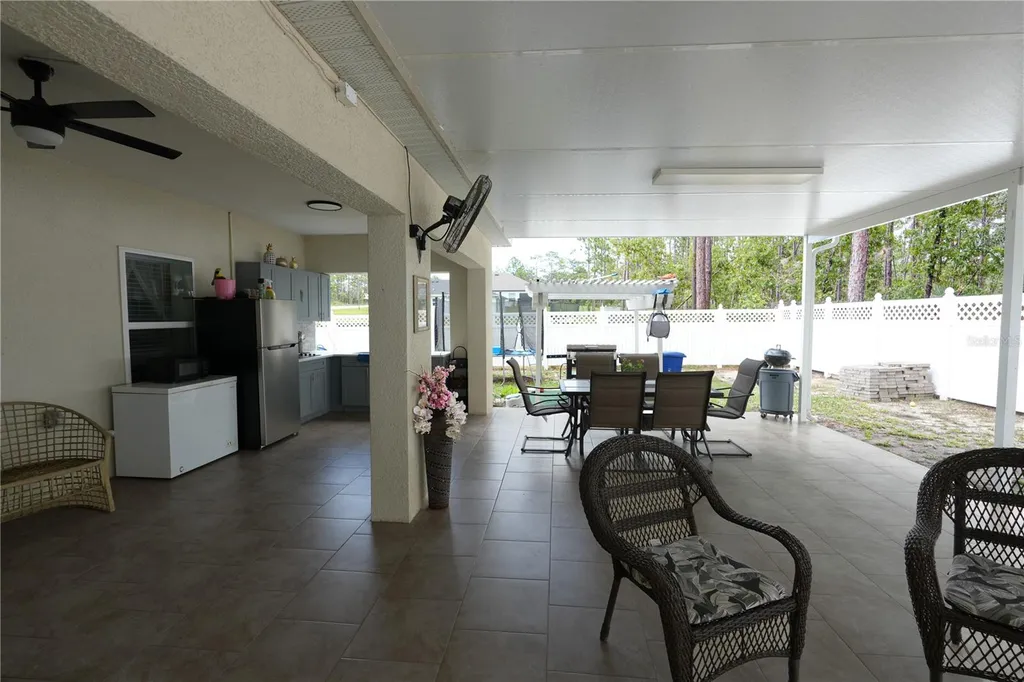 11372 W Sandpiper Avenue Weeki Wachee FL 34614