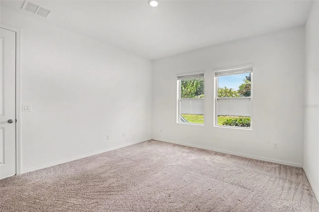 1034 Alabaster Way Deltona FL 32725