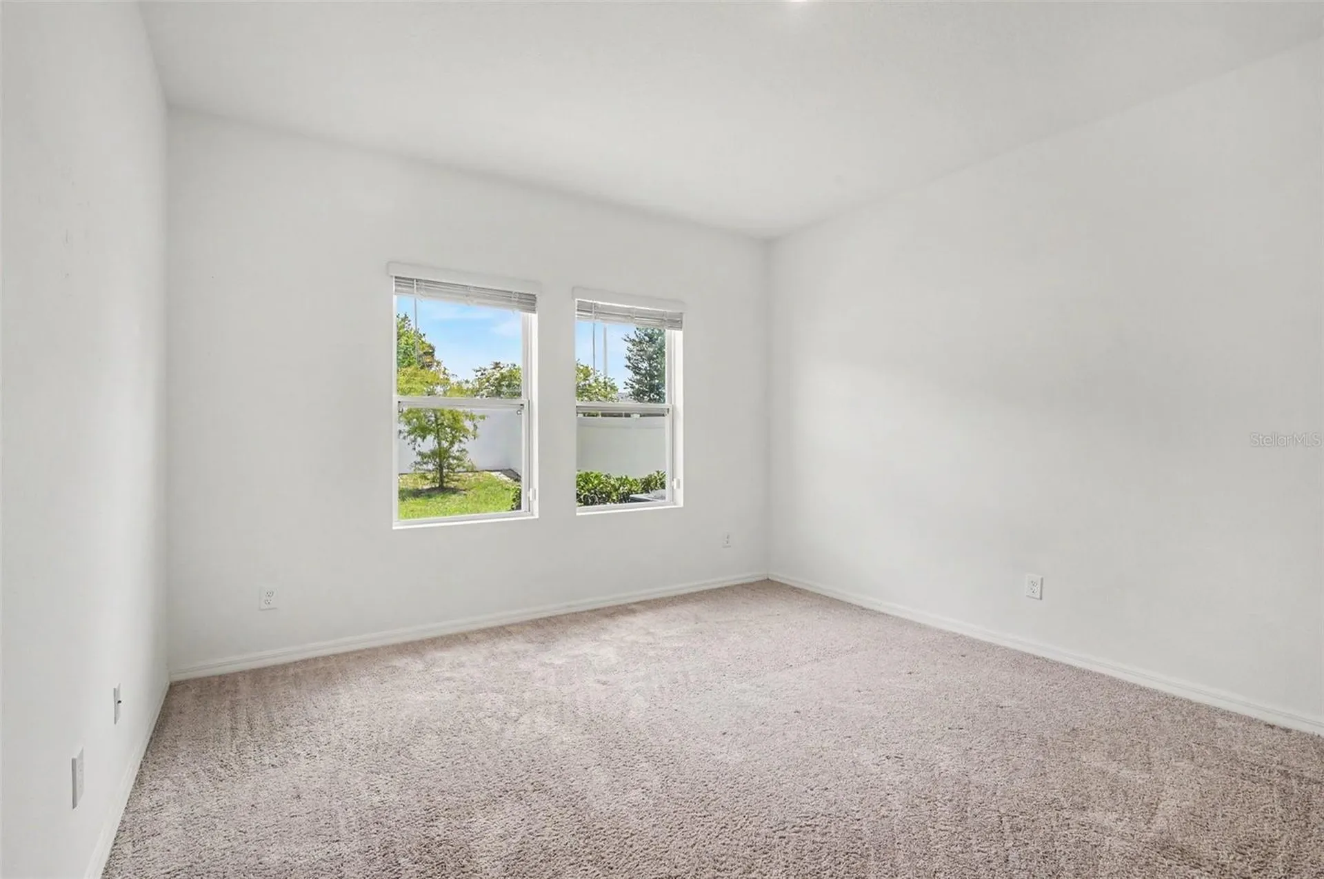 1034 Alabaster Way Deltona FL 32725