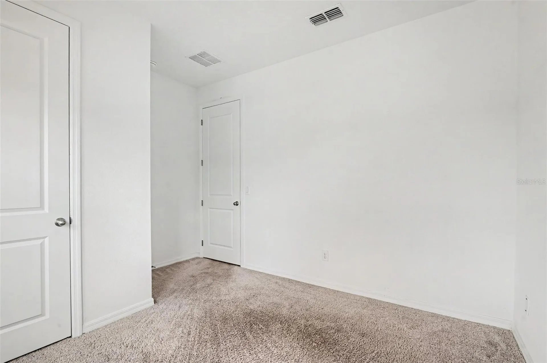 1034 Alabaster Way Deltona FL 32725