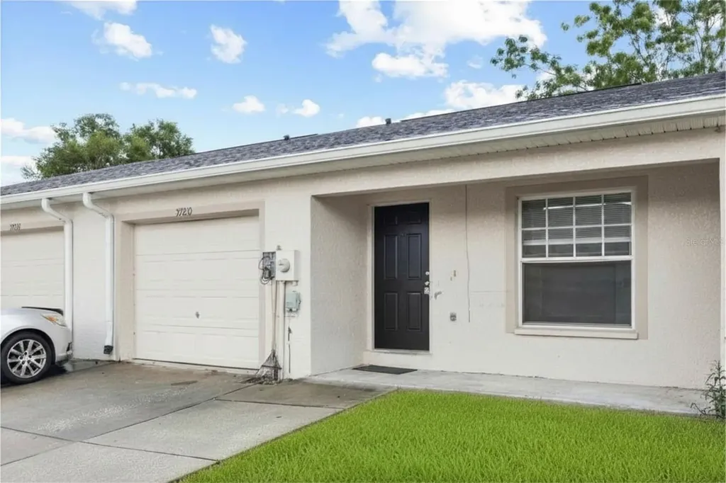 37210 Grassy Hill Lane Dade City FL 33525