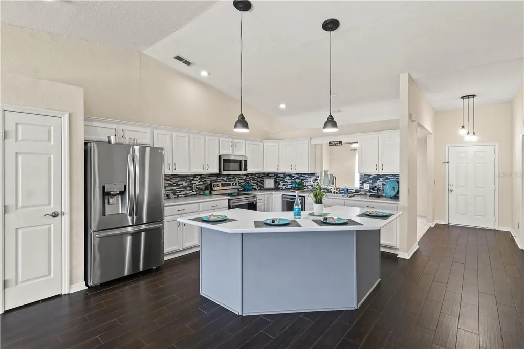 7855 Sugar Pine Boulevard Lakeland FL 33810