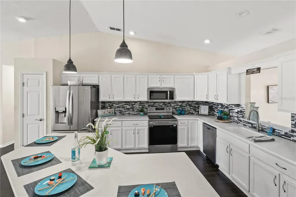 7855 Sugar Pine Boulevard Lakeland FL 33810