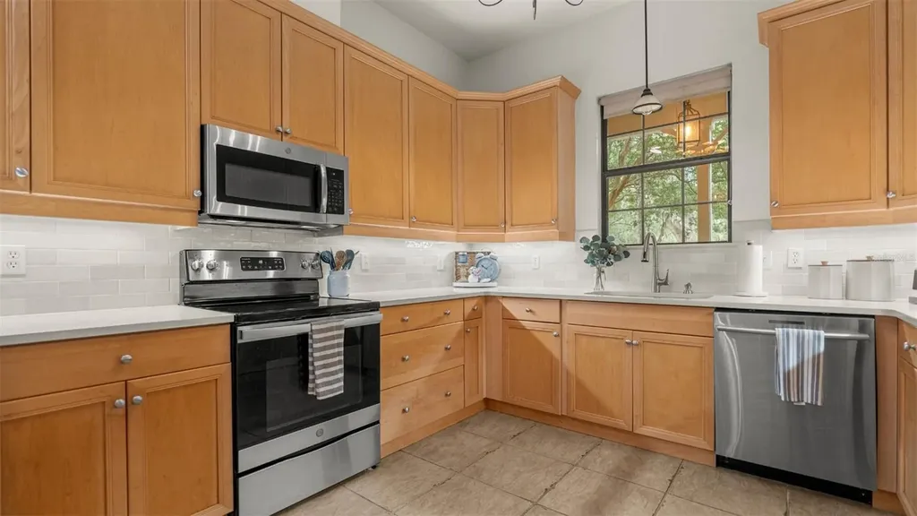 185 SW 129th Terrace Newberry FL 32669