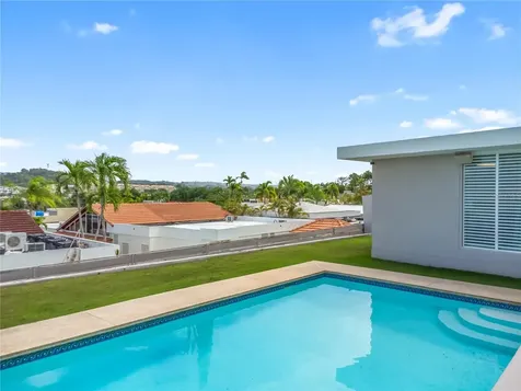 236 Rey Fernando Guaynabo PR 00969